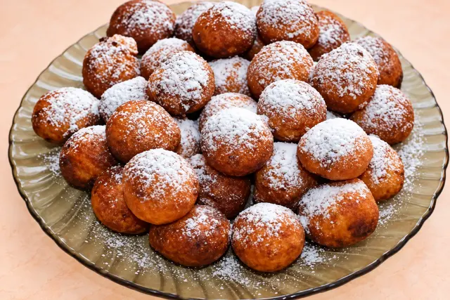 Varškės spurgos
